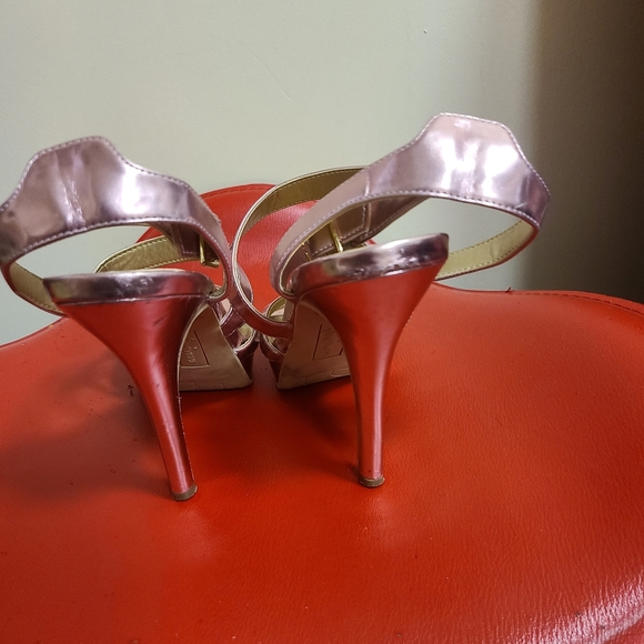 Shoes - Picture 2 of 4